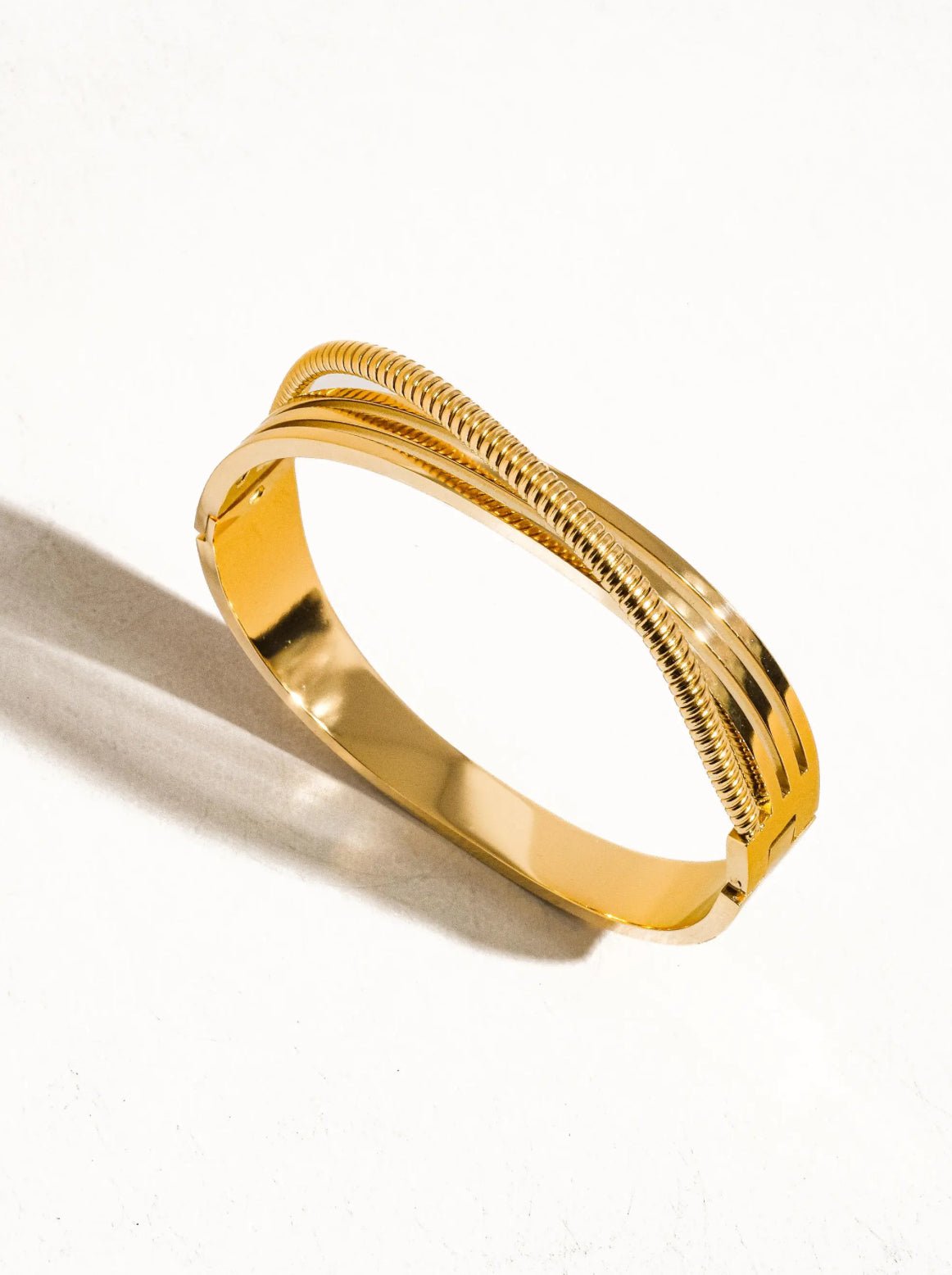 Bracelet Silhouette Prestige en Acier Inoxydable Plaqué Or 18K - ABABEL